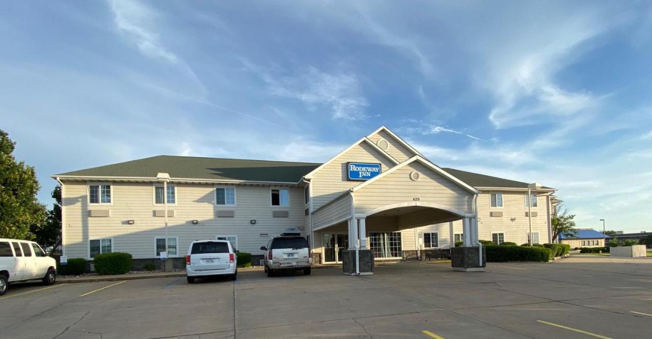 Rodeway Hotel